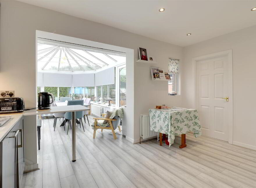 17 Glenmount Drive, Newtownards, BT23 4YS
