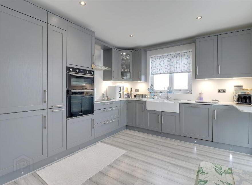 17 Glenmount Drive, Newtownards, BT23 4YS
