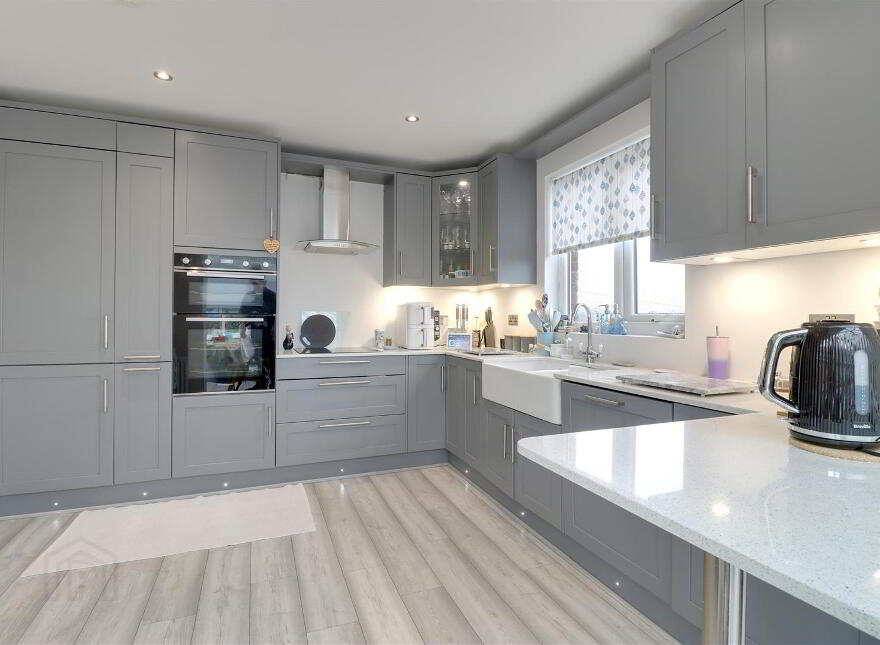 17 Glenmount Drive, Newtownards, BT23 4YS
