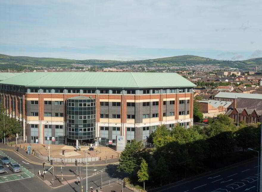 708 College Central, Belfast, BT1 6BZ