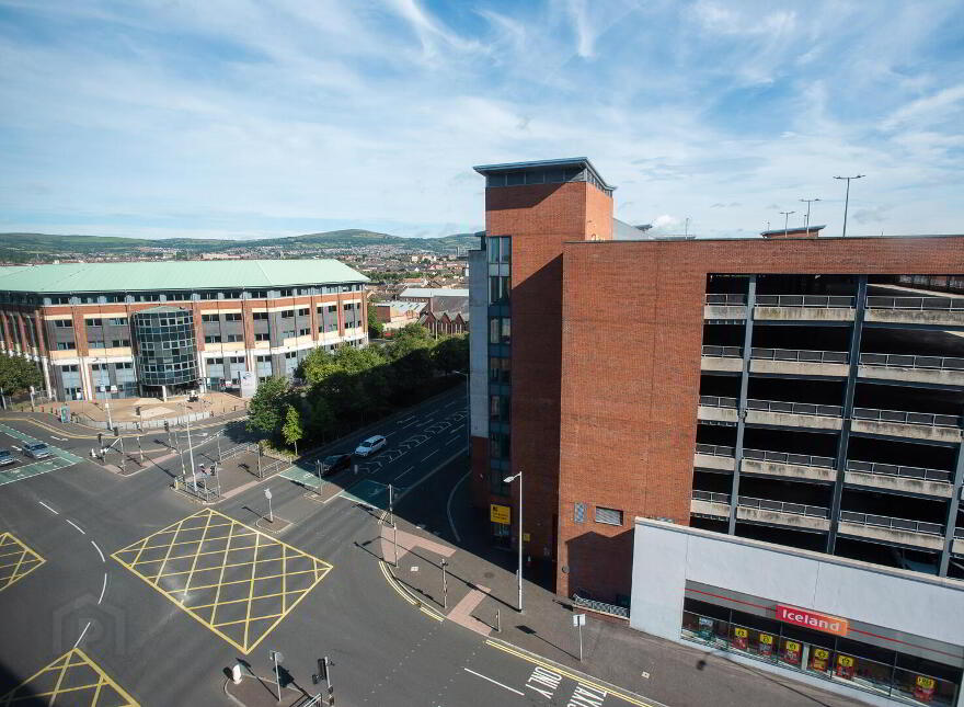 708 College Central, Belfast, BT1 6BZ