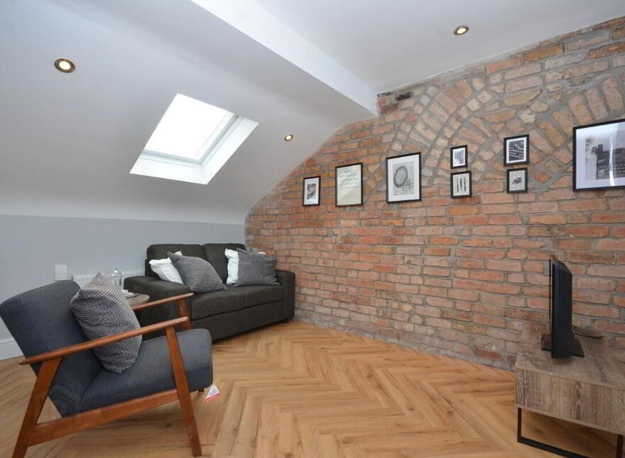 Apartment 3 110 Wellesley Avenue, Belfast, BT9 6DH