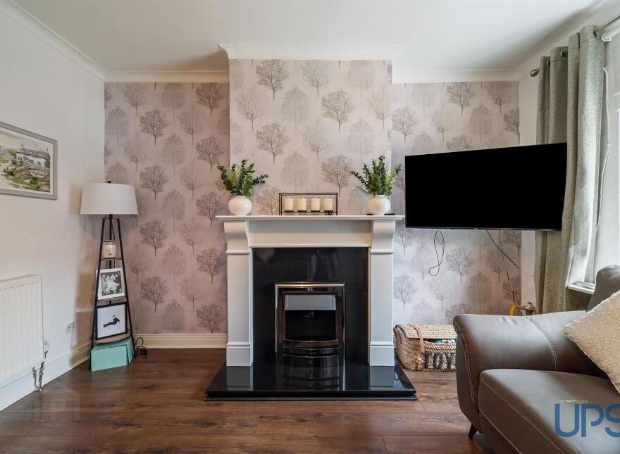 45 Hamill Street, Falls Road, Belfast, BT12 4AA