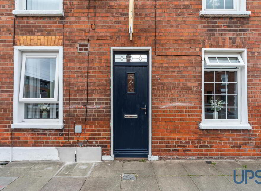 45 Hamill Street, Falls Road, Belfast, BT12 4AA