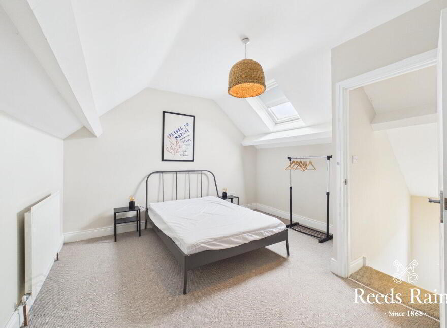 25 Hillview Avenue, Belfast, BT5 6JR