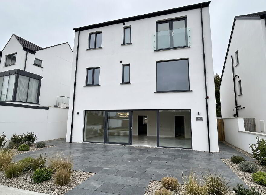 100/100A Victoria Gate, 100/100A Victoria Gate, Derry