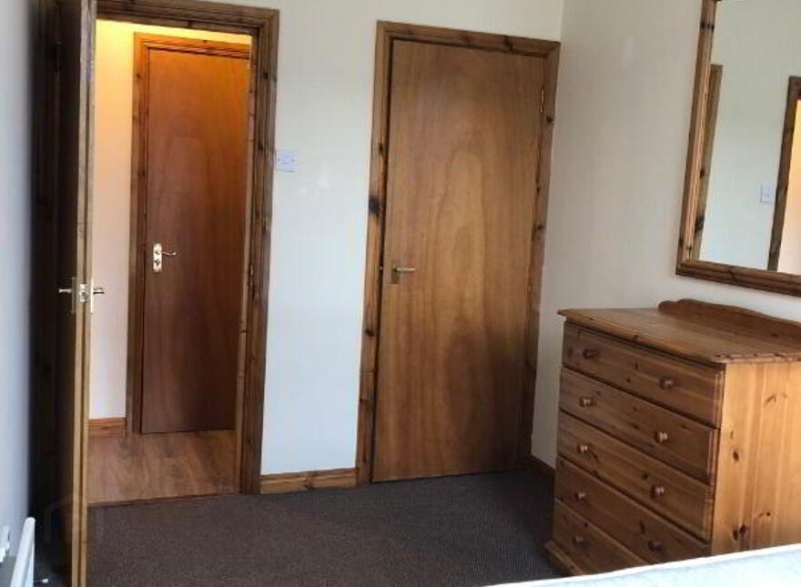 Apt 7, 9 Malone Road, Belfast, BT9 6RT