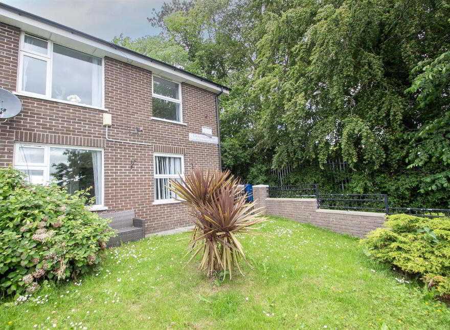 36 Glencolin Avenue, Glen Road, Belfast, BT11 8NZ