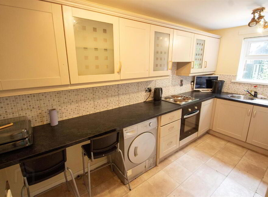 36 Glencolin Avenue, Glen Road, Belfast, BT11 8NZ