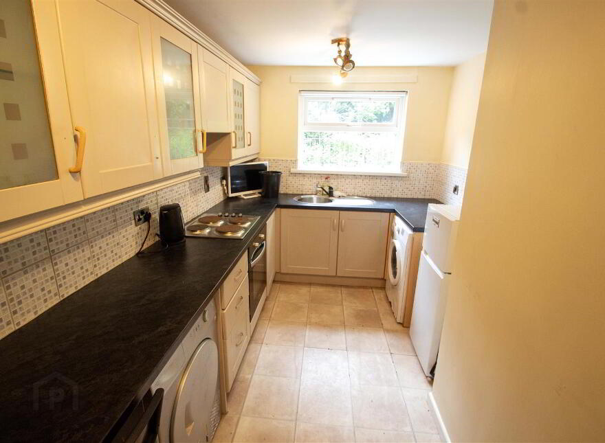 36 Glencolin Avenue, Glen Road, Belfast, BT11 8NZ