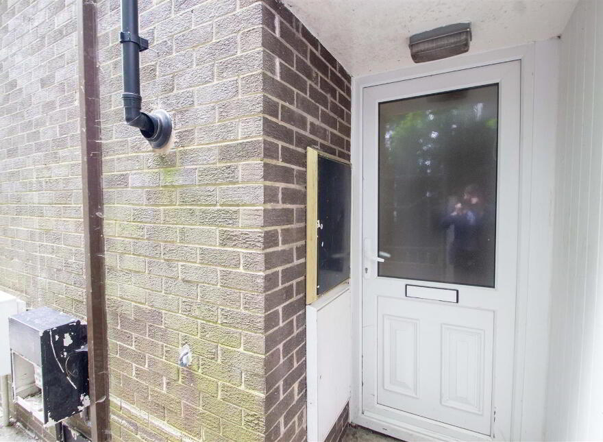 36 Glencolin Avenue, Glen Road, Belfast, BT11 8NZ