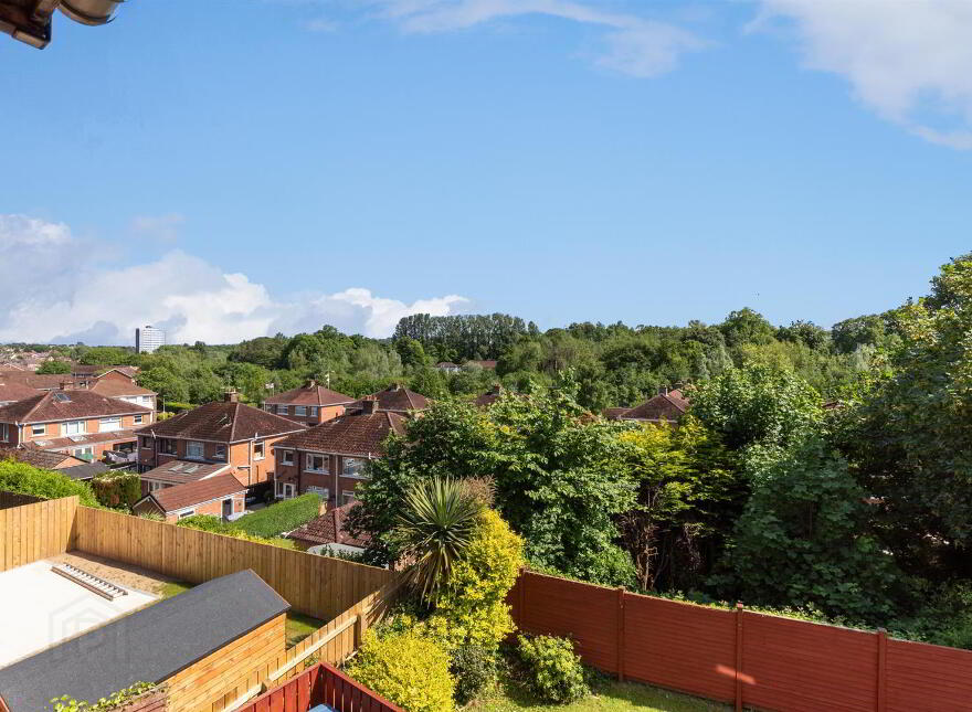 109 Dunraven Park, Belfast, BT5 6BS