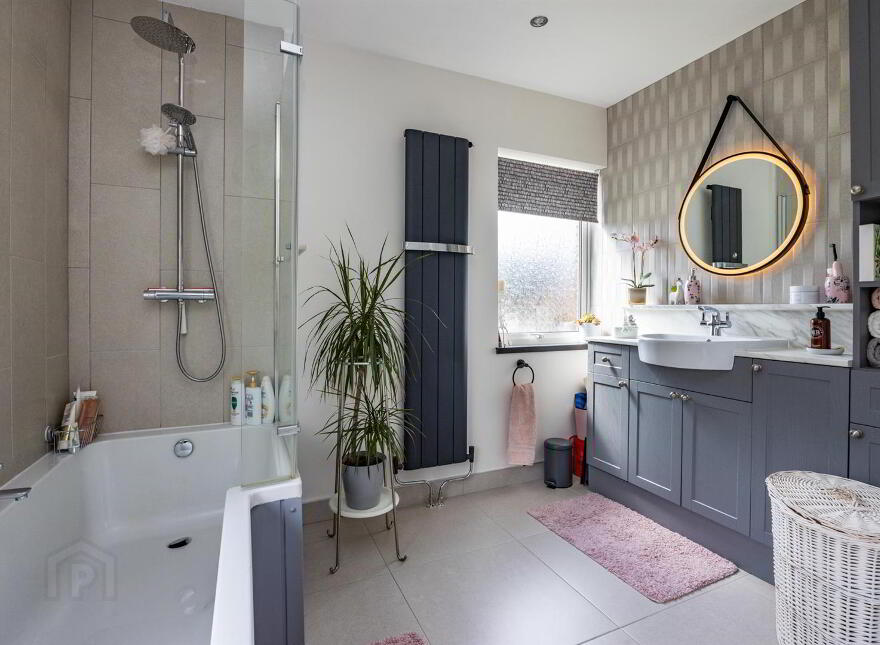 43 Princess Gardens, Holywood, BT18 0PN