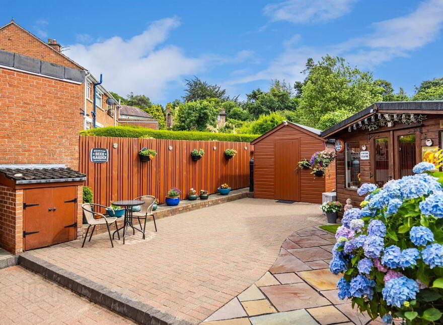 43 Princess Gardens, Holywood, BT18 0PN