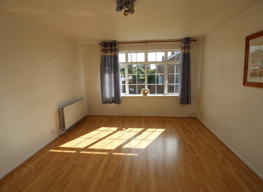 1A Strathearn Court, Holywood, BT18 9NP