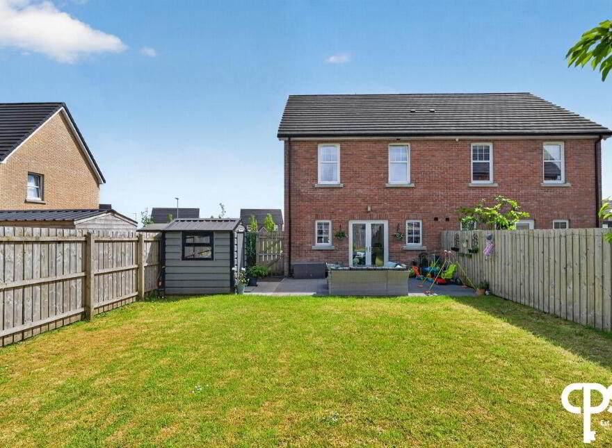 2 Sir Richard Wallace Way, Lisburn, BT28 3FN