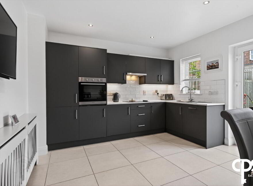 2 Sir Richard Wallace Way, Lisburn, BT28 3FN