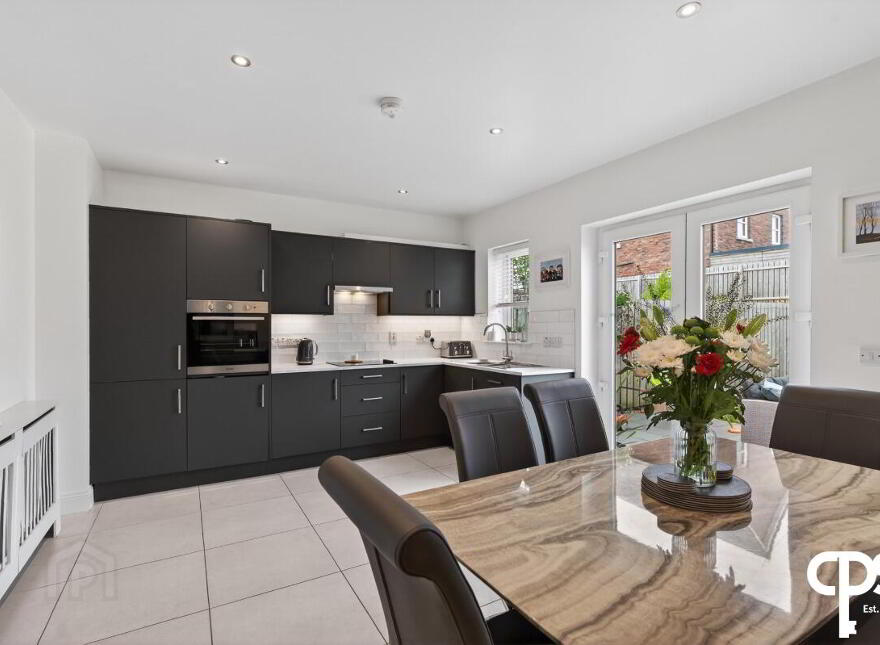 2 Sir Richard Wallace Way, Lisburn, BT28 3FN