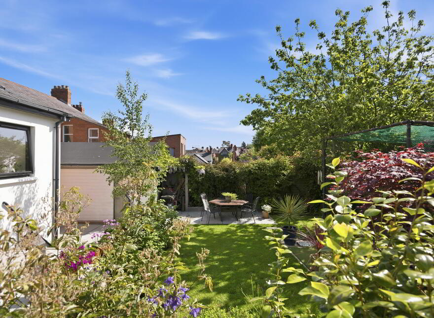 Culmore, 8 Everton Drive, Rosetta, Belfast, BT6 0LJ