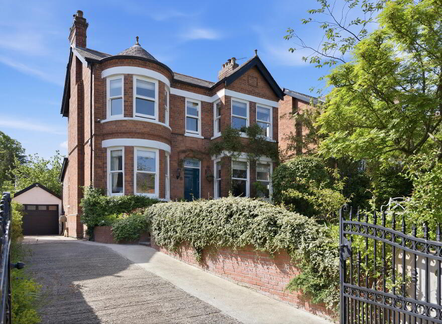 Culmore, 8 Everton Drive, Rosetta, Belfast, BT6 0LJ