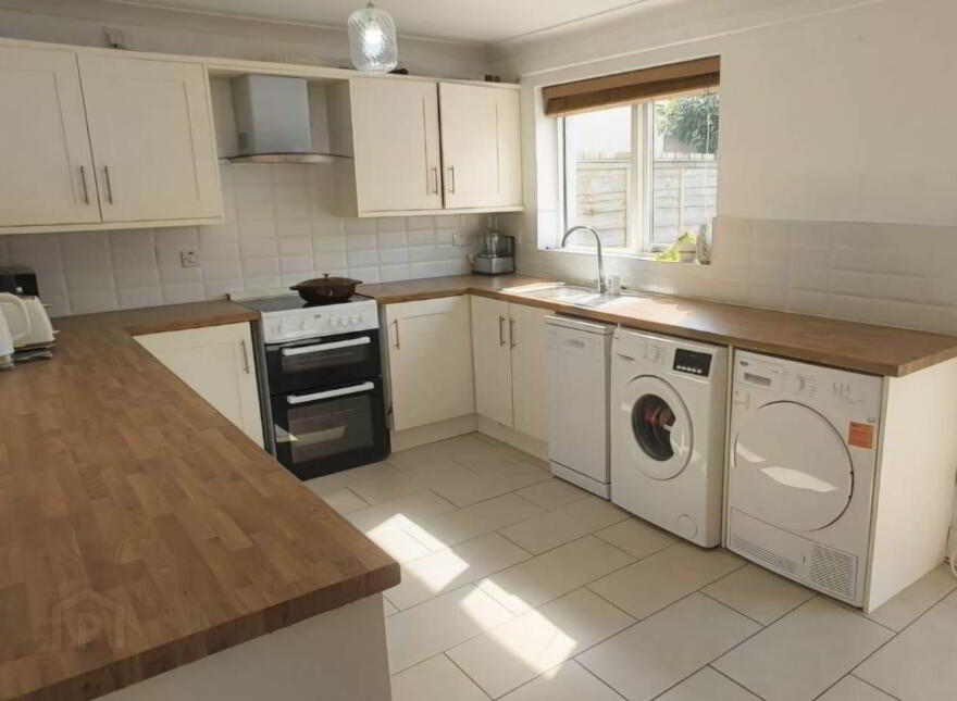 143 Woodbrook, Derry, BT48 8FQ