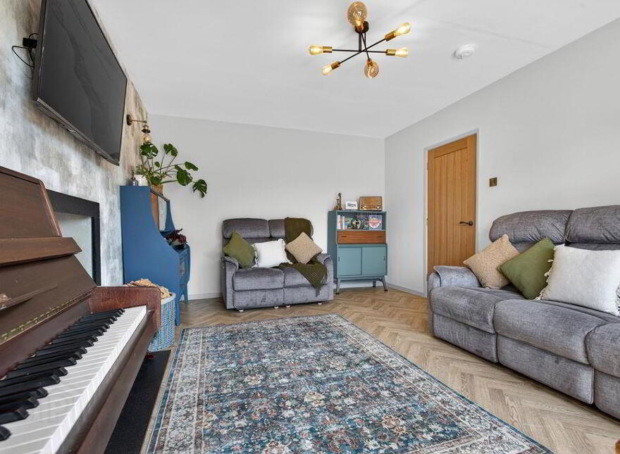2 Gortnee Drive, Portballintrae, BT57 8DQ