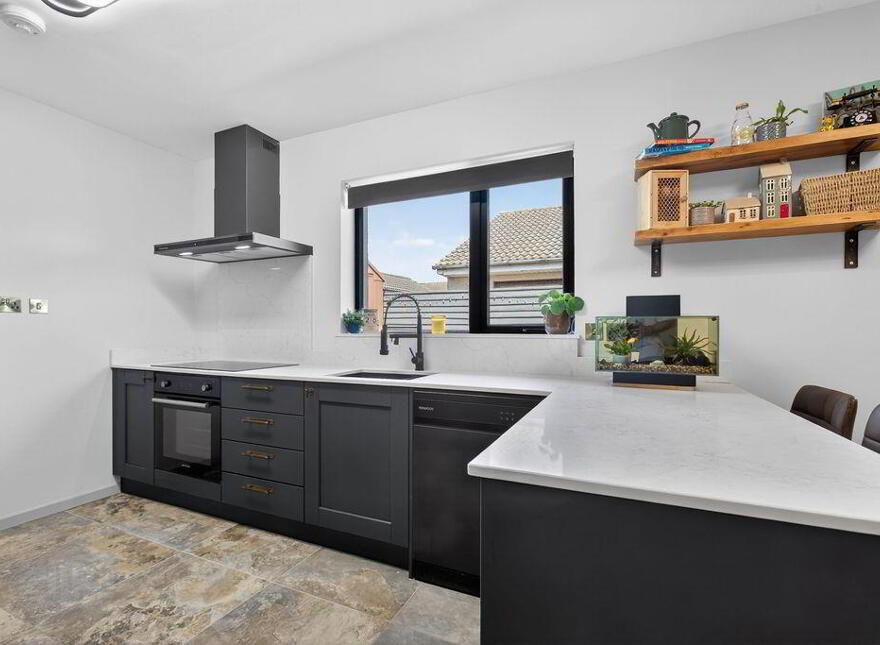 2 Gortnee Drive, Portballintrae, BT57 8DQ
