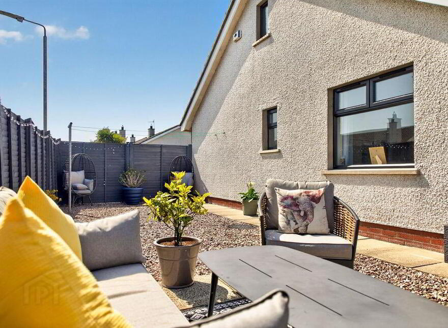 2 Gortnee Drive, Portballintrae, BT57 8DQ