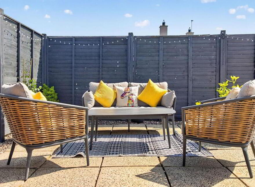 2 Gortnee Drive, Portballintrae, BT57 8DQ