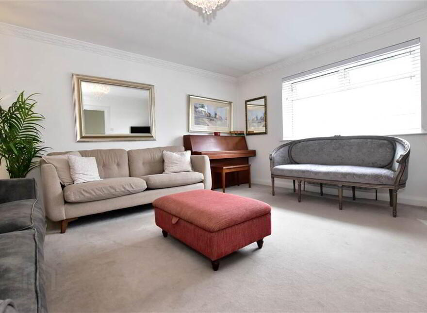 3 Regency Gardens, Newtownards, BT23 8ZB