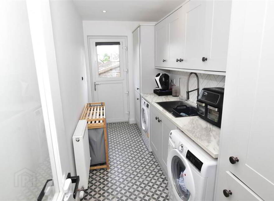 3 Regency Gardens, Newtownards, BT23 8ZB