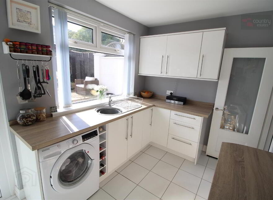 120 Joanmount Park, Belfast, BT14 6PG