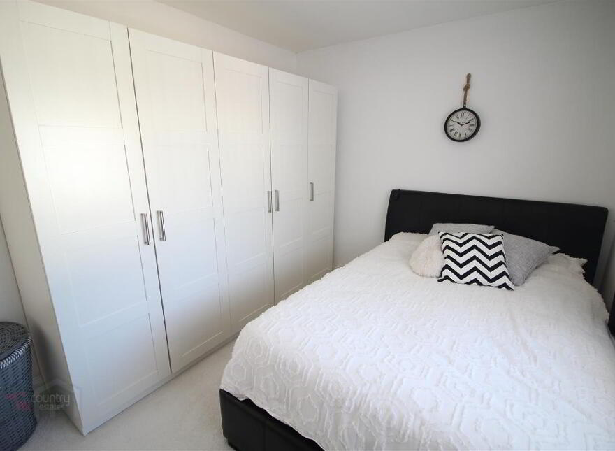 120 Joanmount Park, Belfast, BT14 6PG