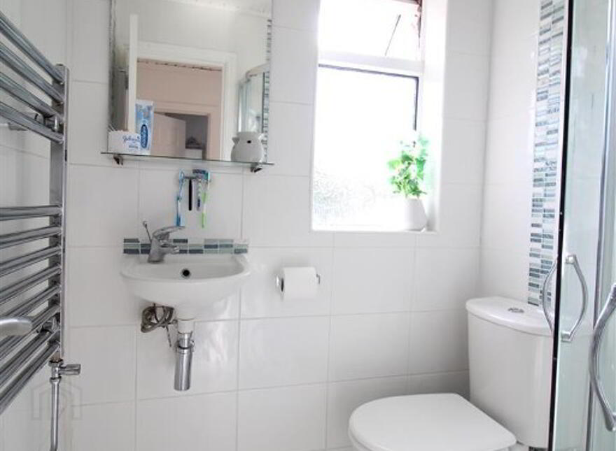 120 Joanmount Park, Belfast, BT14 6PG
