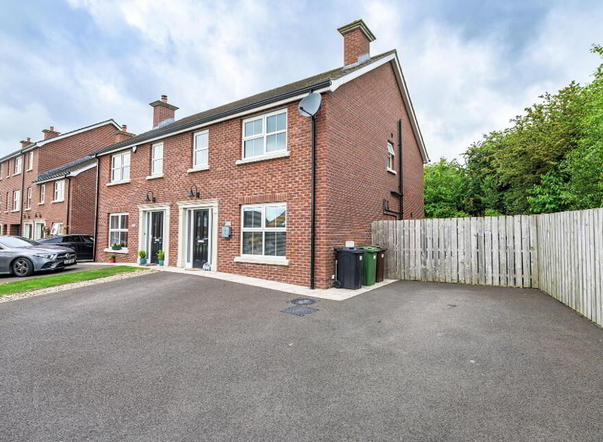 1 Limestone Meadows Crescent, Moira, BT67 0UY
