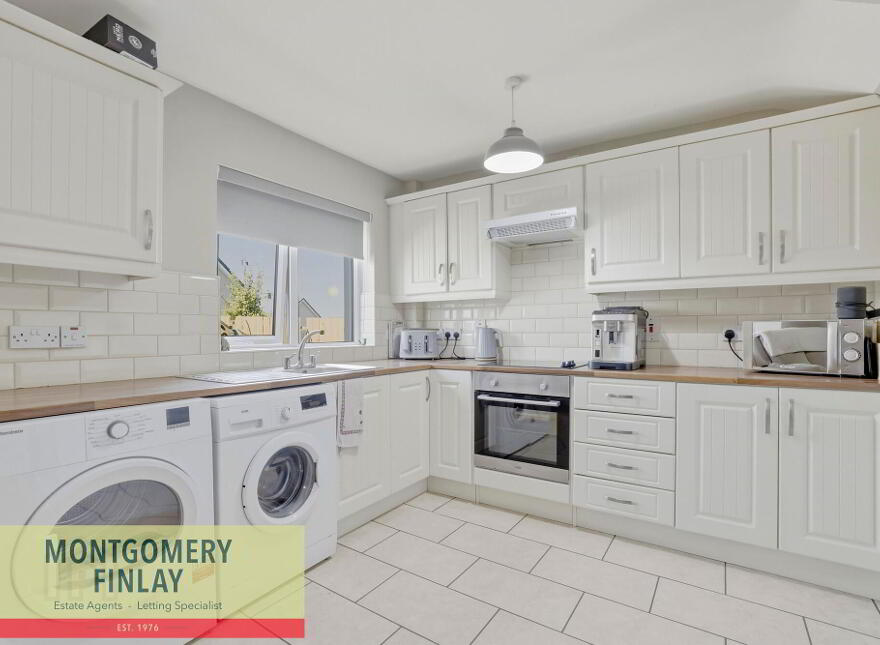 9 Drumgay Close, Enniskillen, BT74 6EE