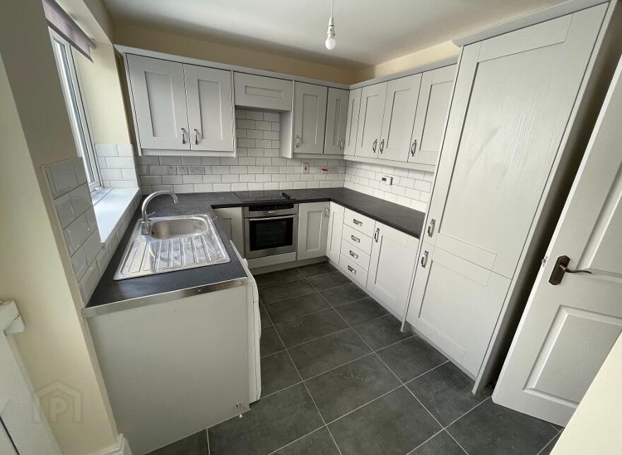 48 Candahar St, Belfast, BT7 3AR