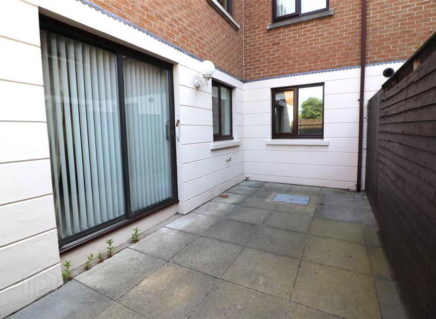 20 Garvey Court, Belsize Road, Lisburn, BT27 4DG