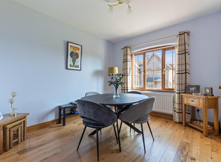 11 Croft Hill Cottages, Cairnshill Road, Belfast, BT8 6BA