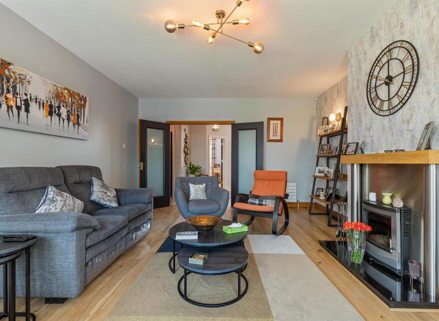 11 Croft Hill Cottages, Cairnshill Road, Belfast, BT8 6BA