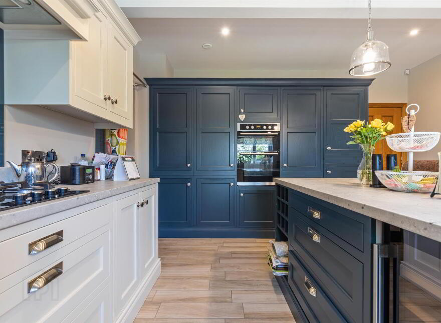 11 Croft Hill Cottages, Cairnshill Road, Belfast, BT8 6BA