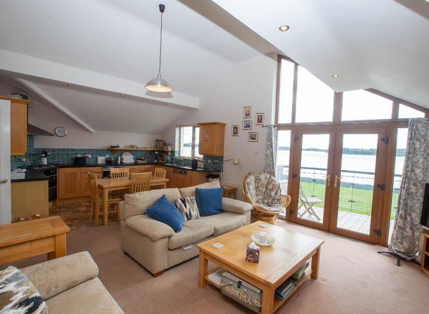 1 Moneycarragh, Main Street, Dundrum, BT33 0LU