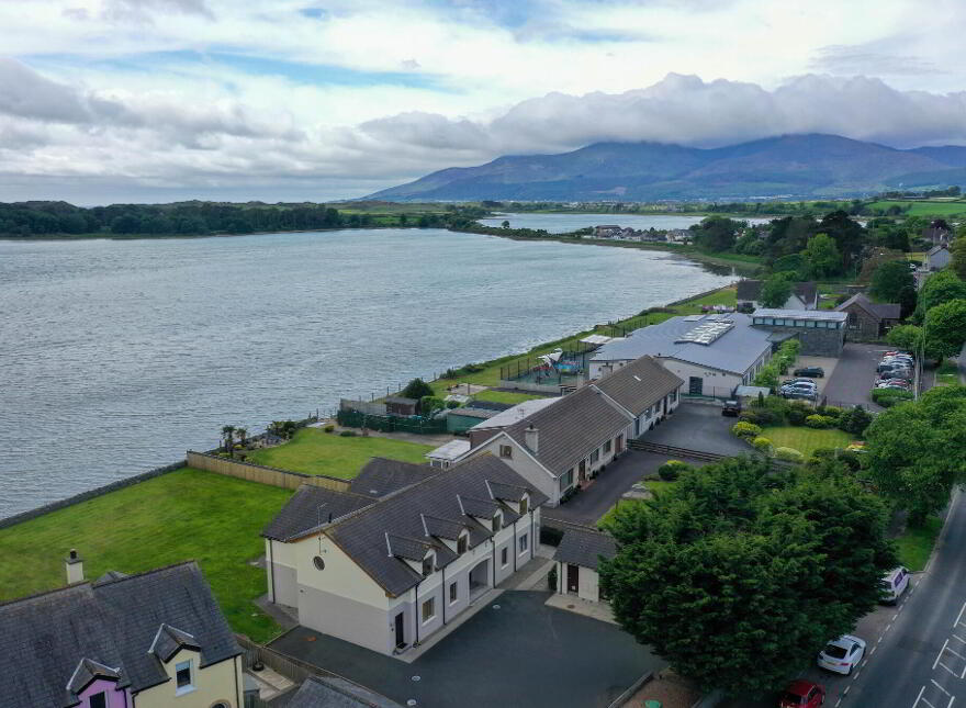 1 Moneycarragh, Main Street, Dundrum, BT33 0LU