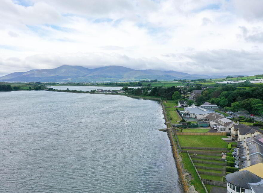 1 Moneycarragh, Main Street, Dundrum, BT33 0LU