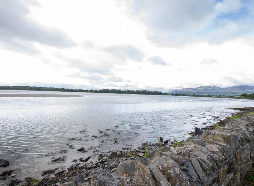 1 Moneycarragh, Main Street, Dundrum, BT33 0LU