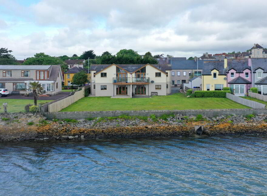 1 Moneycarragh, Main Street, Dundrum, BT33 0LU