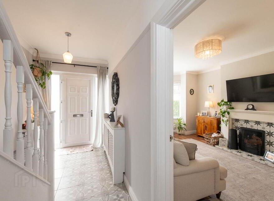 16 Osterley Park, Newtownabbey, BT36 6EW