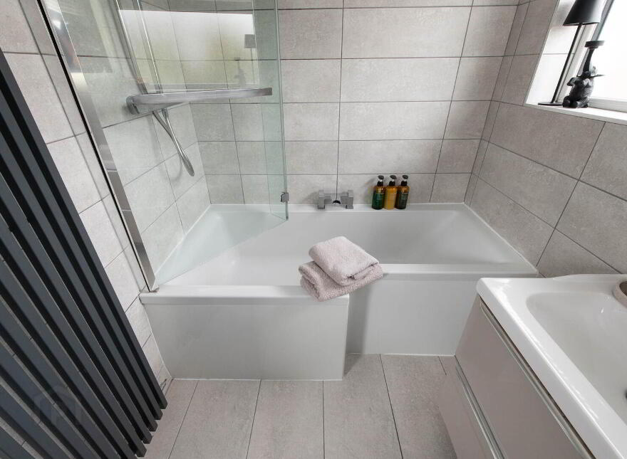 16 Osterley Park, Newtownabbey, BT36 6EW