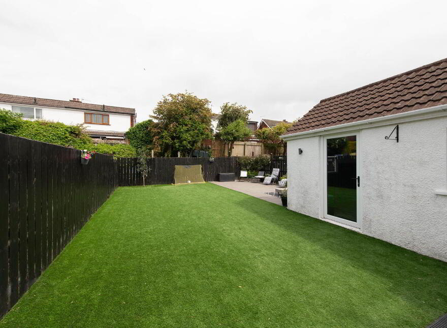 16 Osterley Park, Newtownabbey, BT36 6EW