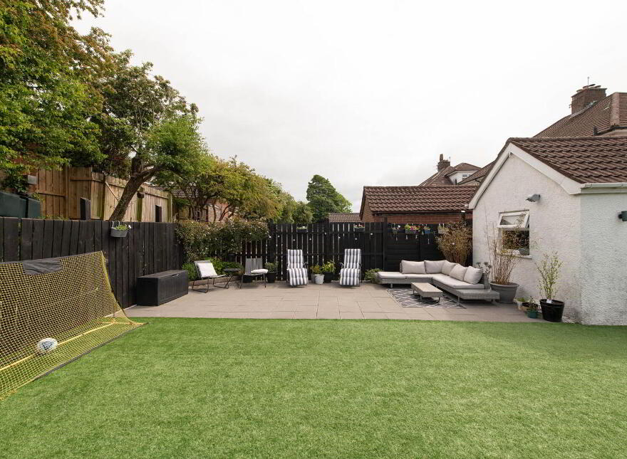 16 Osterley Park, Newtownabbey, BT36 6EW